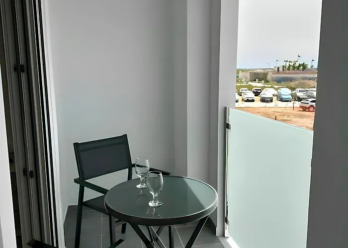 Con Balcon Y Espectaculares Vistas Al Mar Apartment